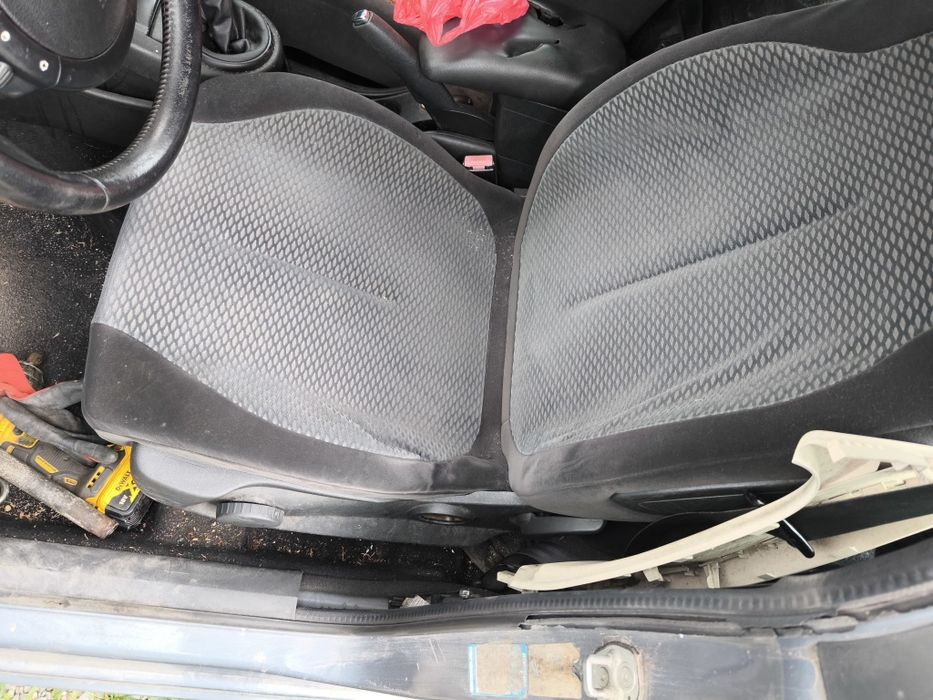 Ситроен С4 На части Citroen C4 2,0 hdi