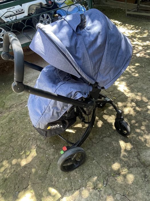 коляска  почти новая