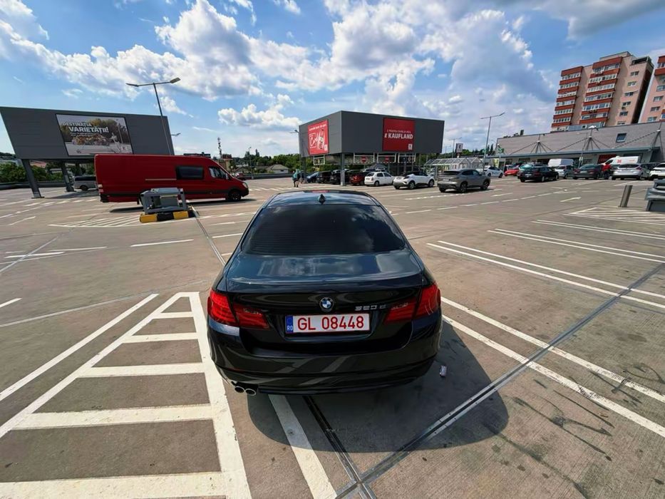 BMW 520d F10 Facelift / Trapa / Ceasuri Digitale / Head-UP / Piele