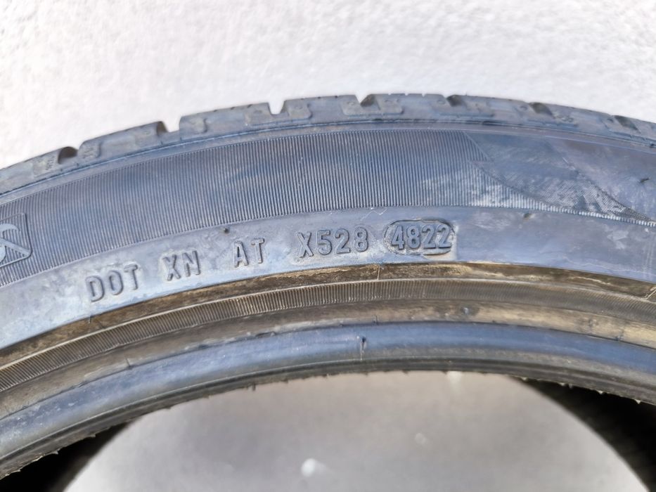 295/35-22 Pirelli scorpion еденичка