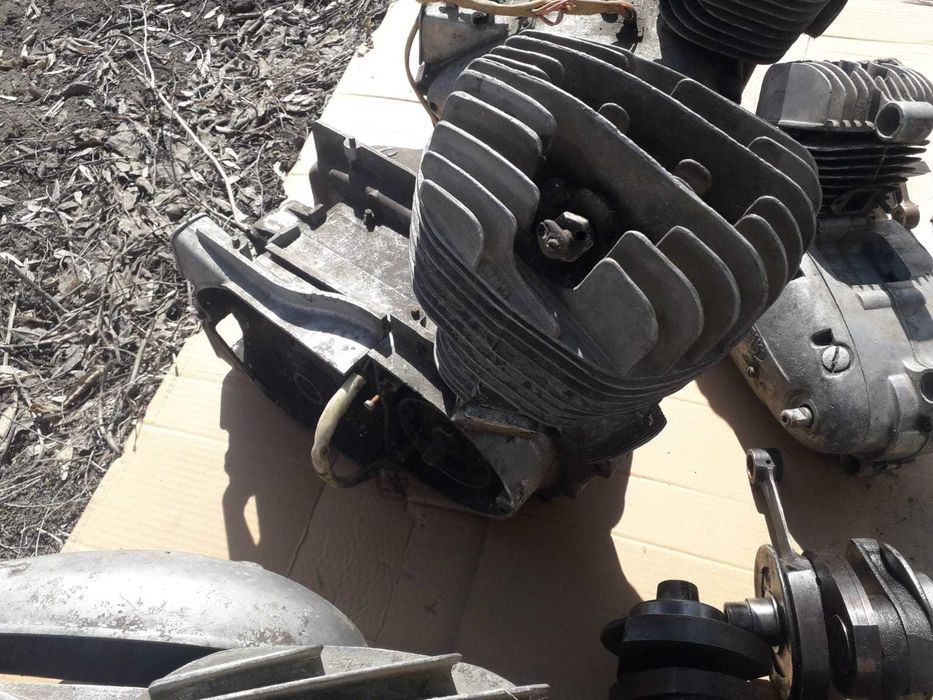 Иж Урал Запчасти двигателя  мотоцикла