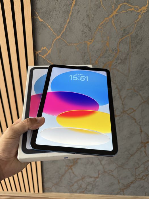 iPad 11th Gen, Wi-FI, silver,memorie 128Gb,baterie 100% la cutie, NOUA