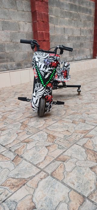 Дрифт кар  в хорошем состоянии