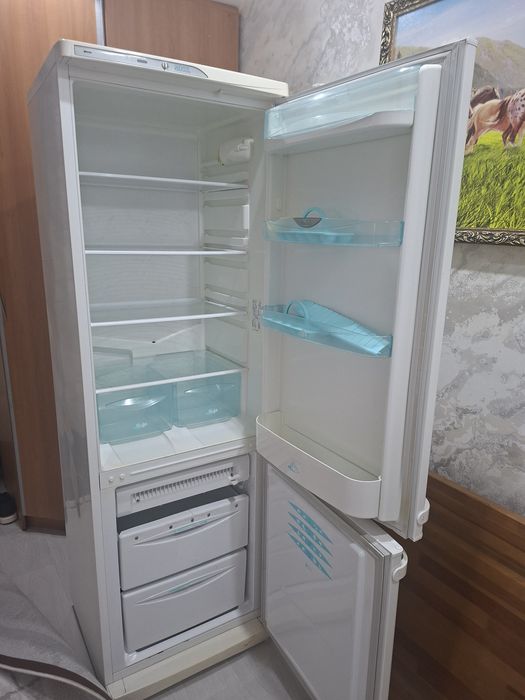 Продается холодильник