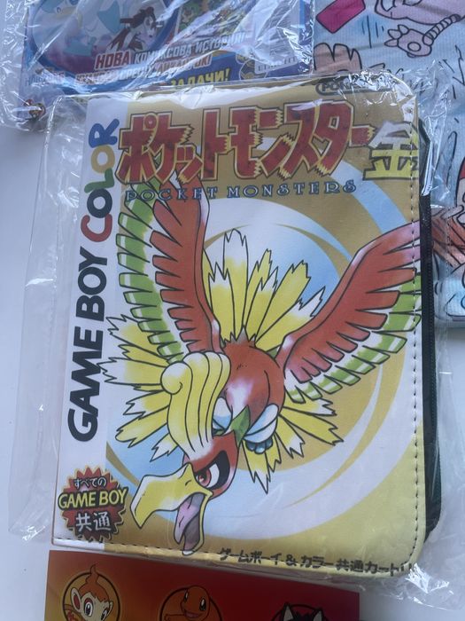 Над 450 Pokemon карти + аксесоари