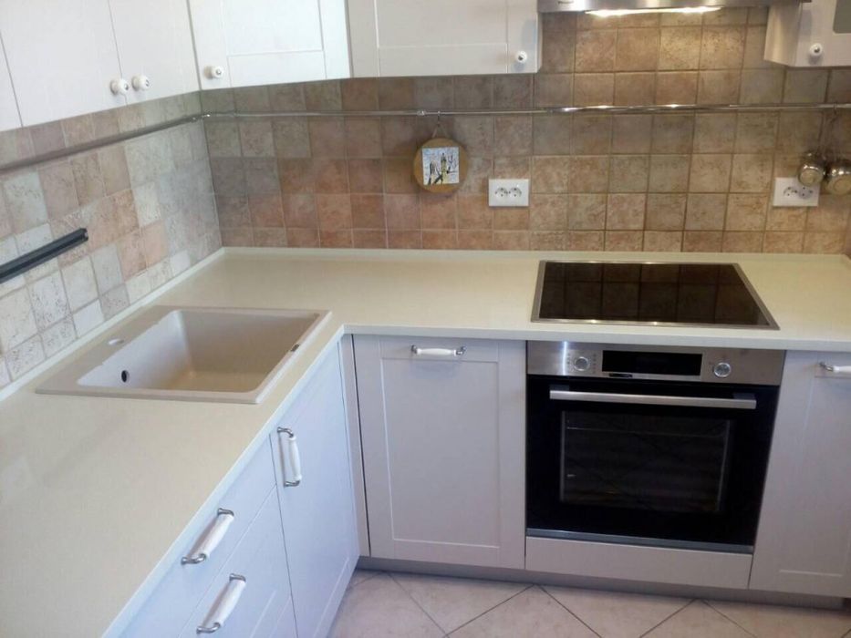 Столешницы из гранита и кварца