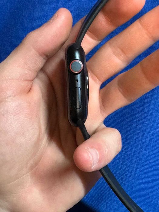 Apple Watch SE (2nd Generation) (GPS, 44mm)