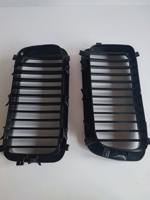 Бъбреци БМВ Е38 М Черен гланц BMW 7 E38 94-01 Решетки