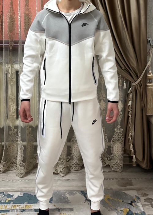 Костюм nike tech fleece
