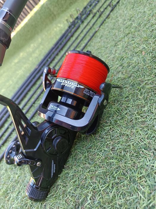 SET 4 Lansete Crap Diamant Alb 3.60 4.0Lbs din 3 Tronsoane + 4 Mulinet