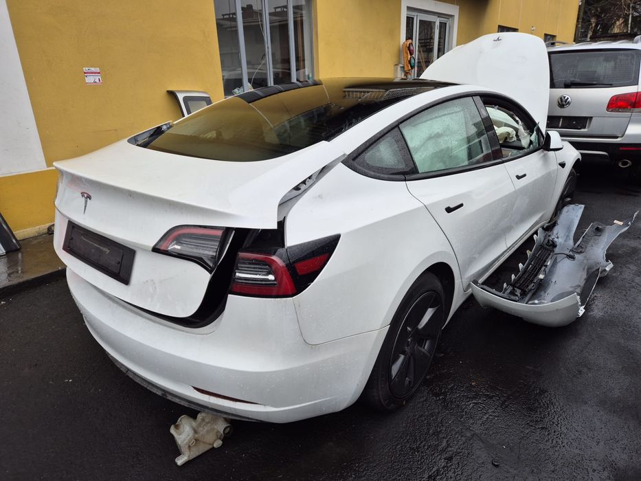 Dezmembrez tesla 2024 dual motor