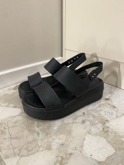 Чисто нови сандали Crocs, Skechers