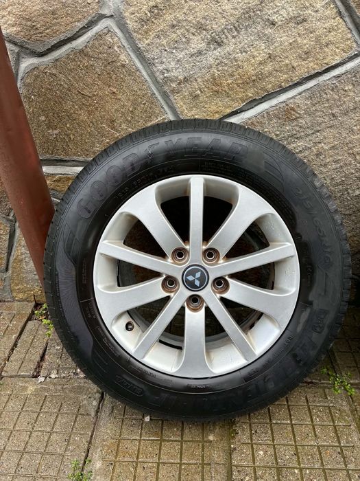 Гуми с джанти 215/65 R16