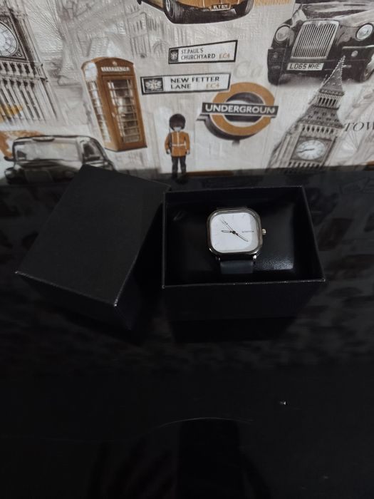 Часы: ROSIVGA новые