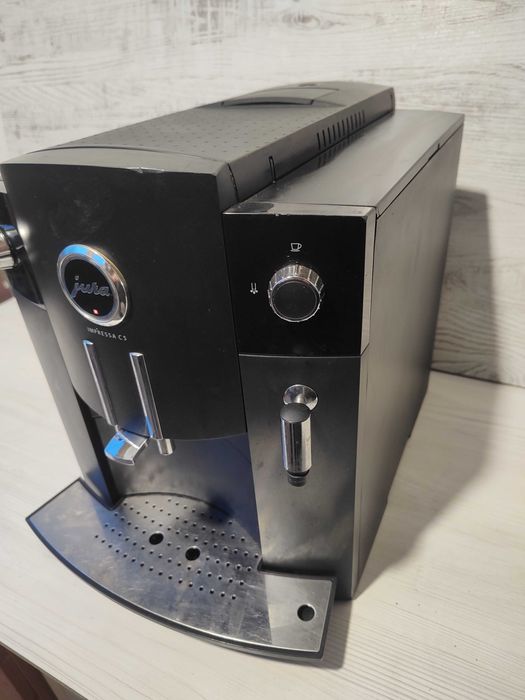 ГАРАНЦИЯ ! JURA Impressa C5 / Кафеавтомат - робот