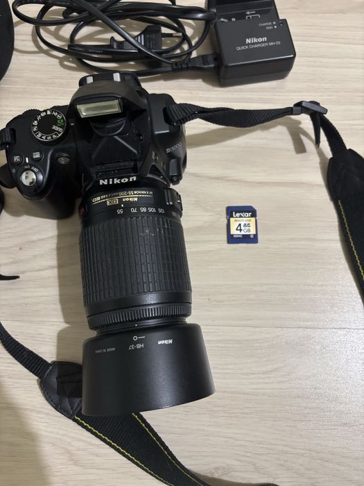 Nikon D3000 - plus obiective