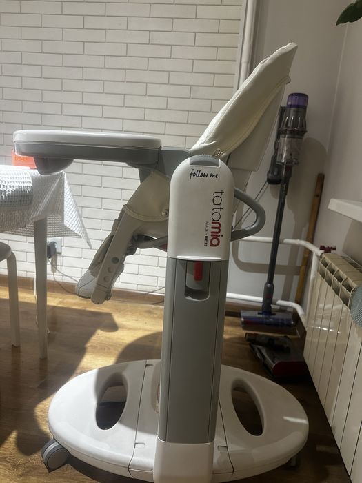 Десткий столик для приема пищи!