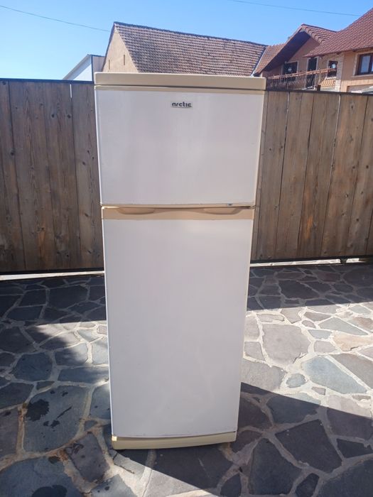 Frigider Artic 500lei fix