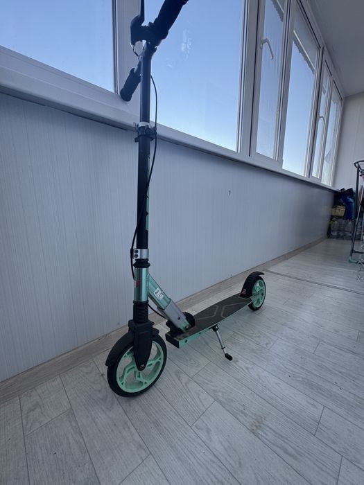 Самокат Roces 175 man