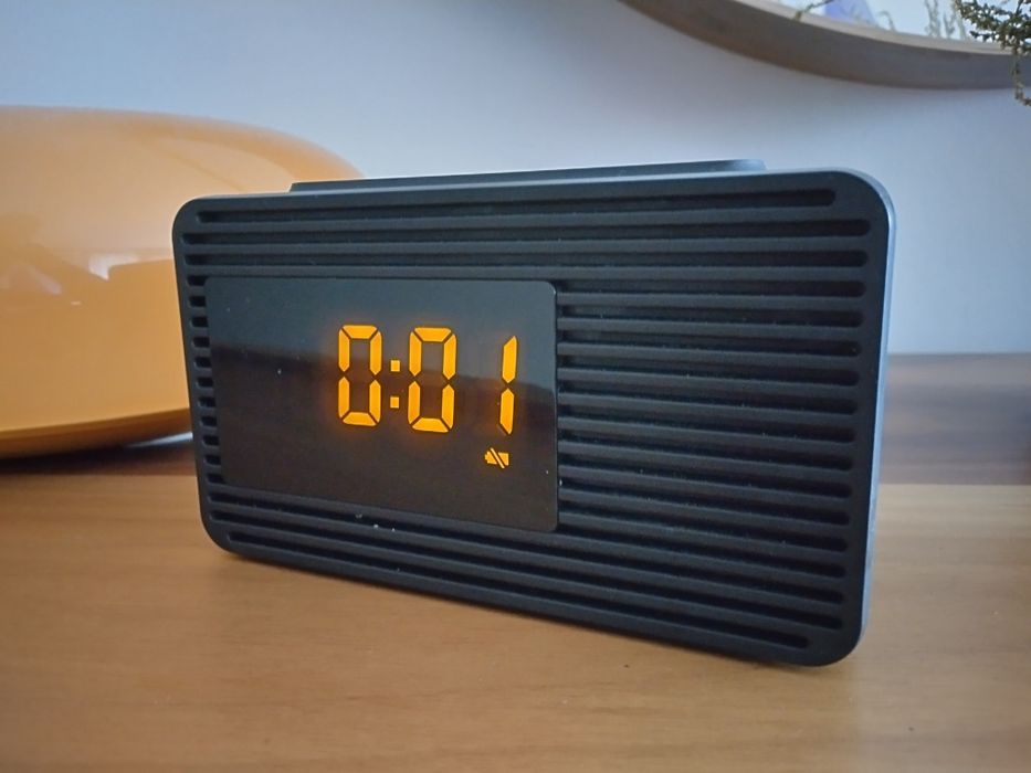 Професионален часовник с аларма