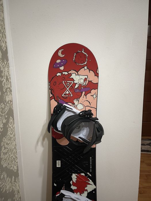Placa snowboard 120 cm burton cu legaturi snowboard copii