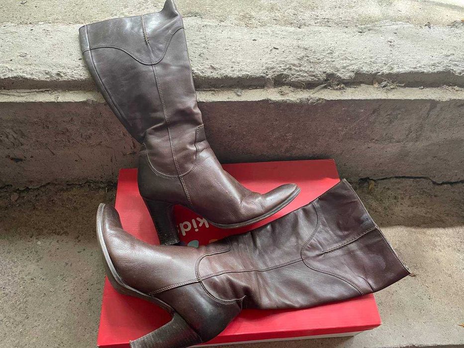 Сапоги женские кожаные итальянские б/у