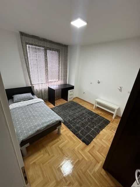 Дава се под наем Двустаен апартамент в София, Изток - 66 кв.м за 459 € - Снимка #1