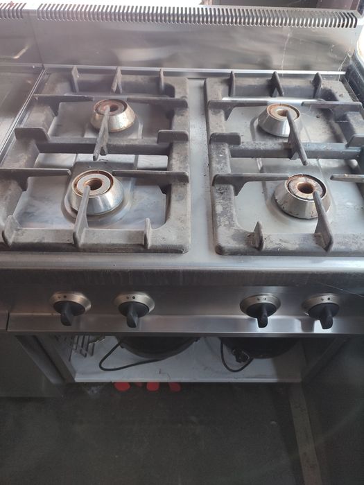 Vând Aragaz profesional gaz