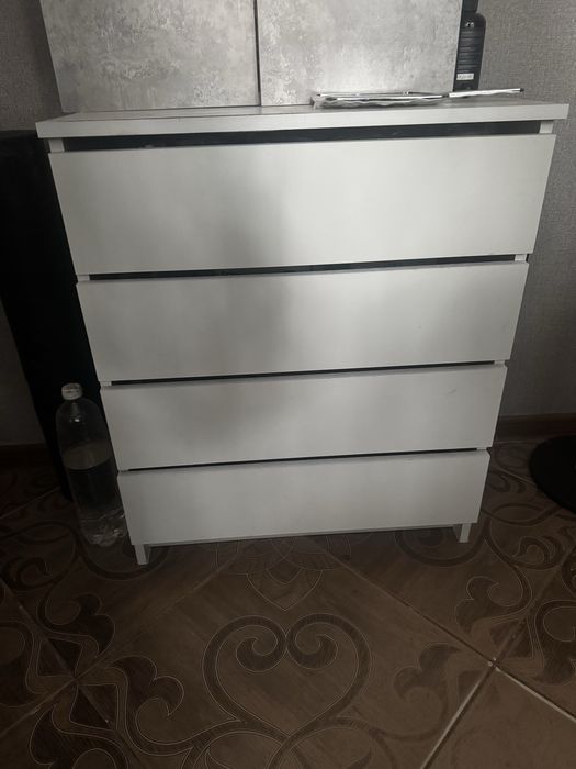 Продам маленький комод