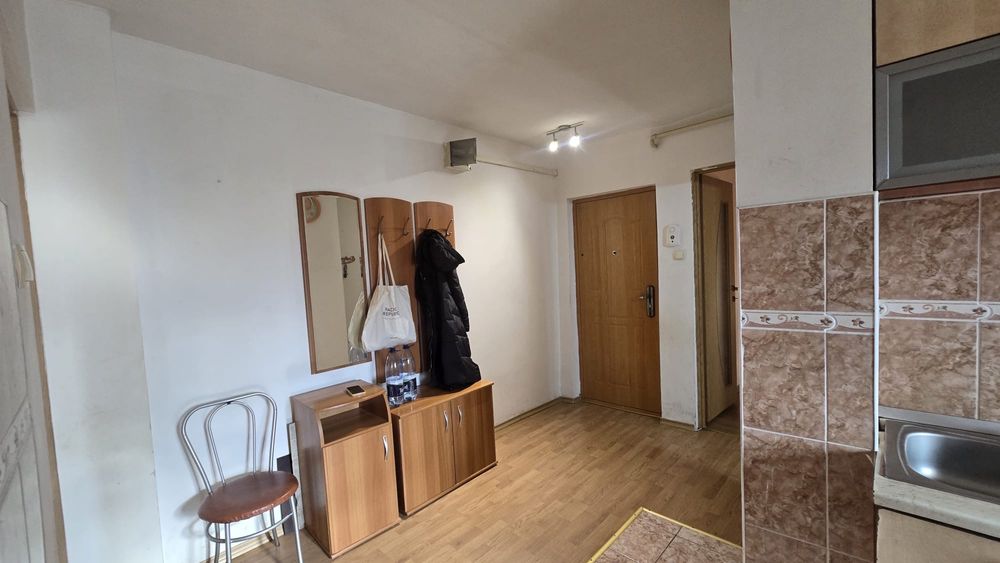 De vânzare apartament 2 camere decomandat