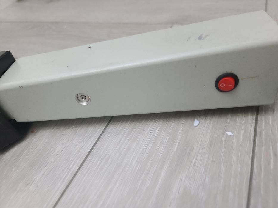 Штатив для микроскопа со встроенной подсветкой афигительный!