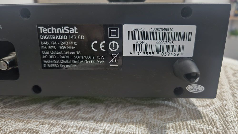Radio HiFi cu CD si Bluetooth Technisat Digitradio 143 Cd