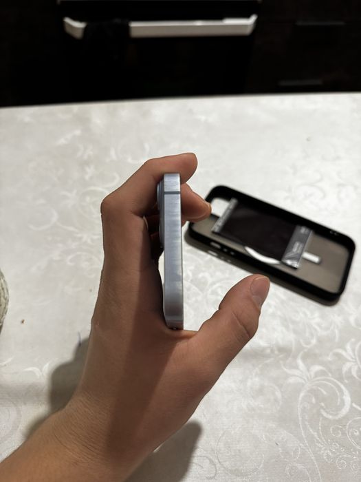 Айфон 14 базовый