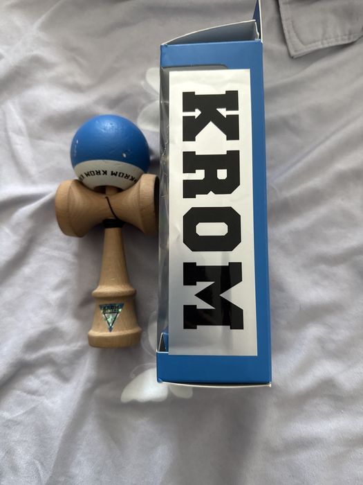 Kendama Krom pop rubber