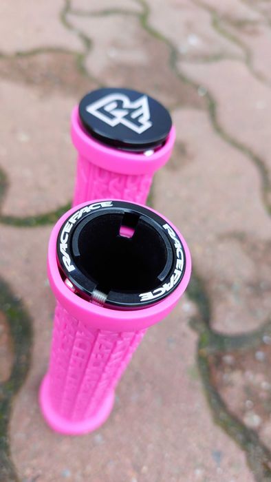 Mansoane Race Face Grippler Lock-On 30mm Grips - diferite culori