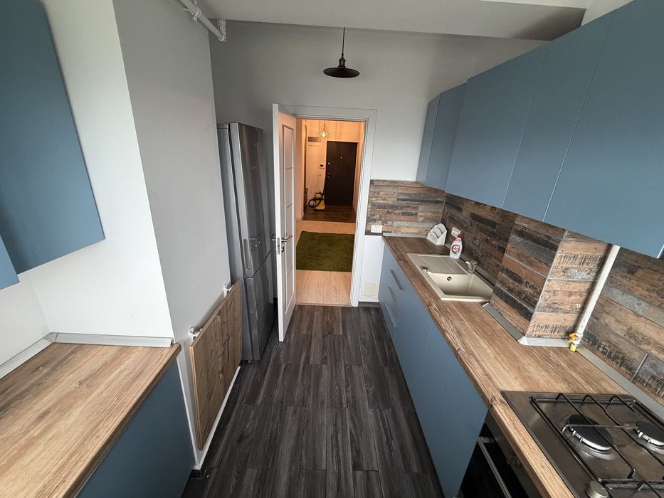 Inchiriez apartamet 2 camere Centru