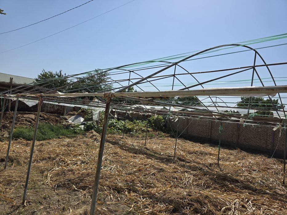 Парник  сотилади тез ва арзон