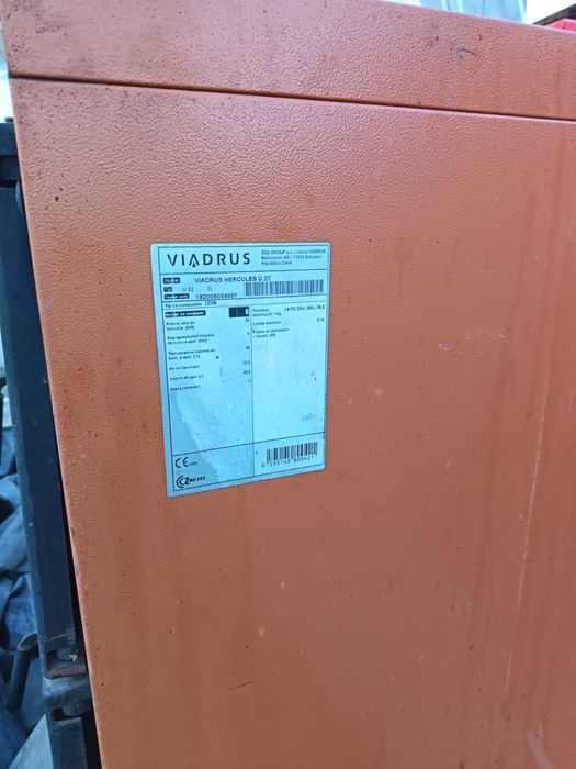 Centrala Viadrus Hercules U22 (6 elemenți, 30 kW) + Boiler Eldom + Accesorii