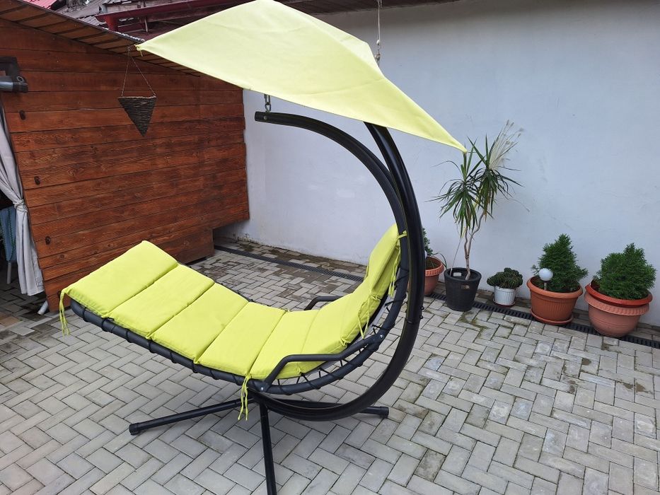 Fotoliu suspendat.   100 euro. Bacau