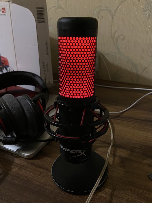 Микрофон Hyper X Quadcast