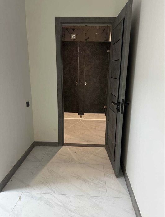 Ташсельмаш Боткина под Офис Нежилое 1-Линия (205м2)