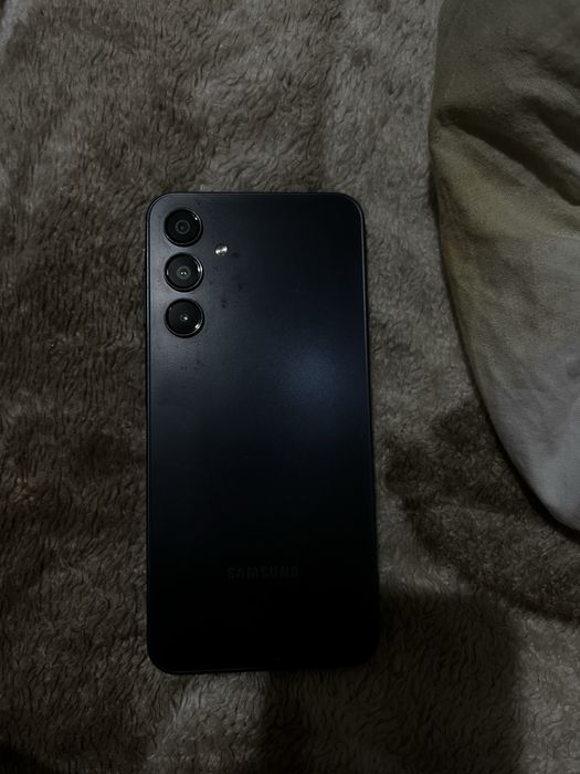 Продам телефон samsung A16