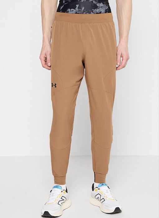 Pantaloni Impermeabili Under Armour Noi cu Eticheta
