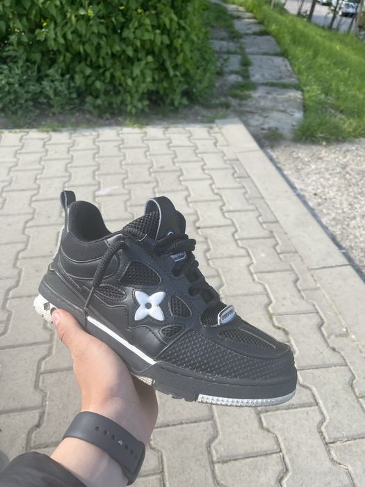 Vand Lv skate putini purtate