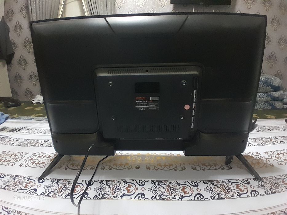 Samsung smart TV 35 lik