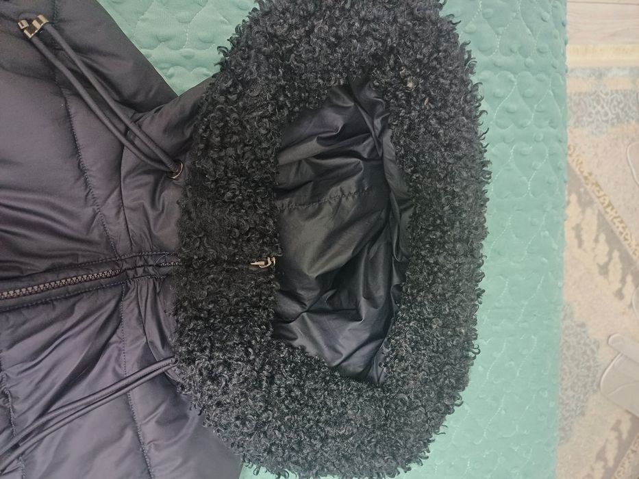 Продам зимний пуховик