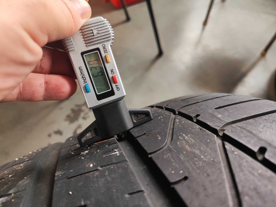 4бр. летни гуми 305/30/20-245/35/20 Pirelli спорт пакет