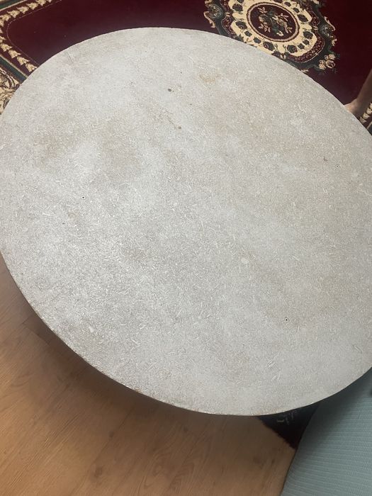 Продам круглый стол