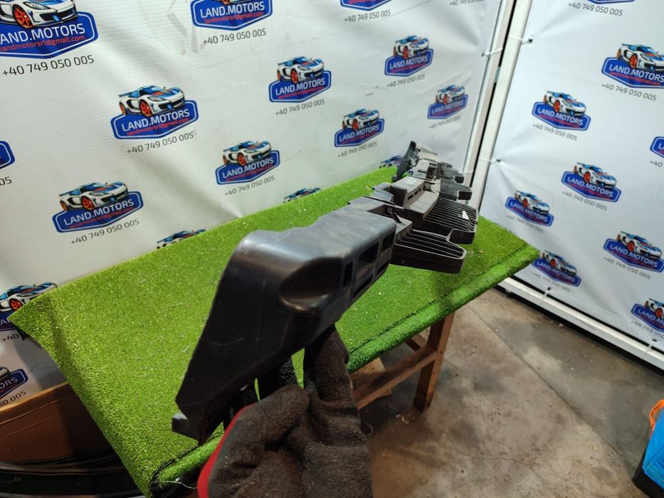 SUPORT BARA SPATE VOLKSWAGEN GOLF 6 1.4 TSI BENZINA 2013 COD OEM 5G6807863 / HATCHBACK 2012-2019