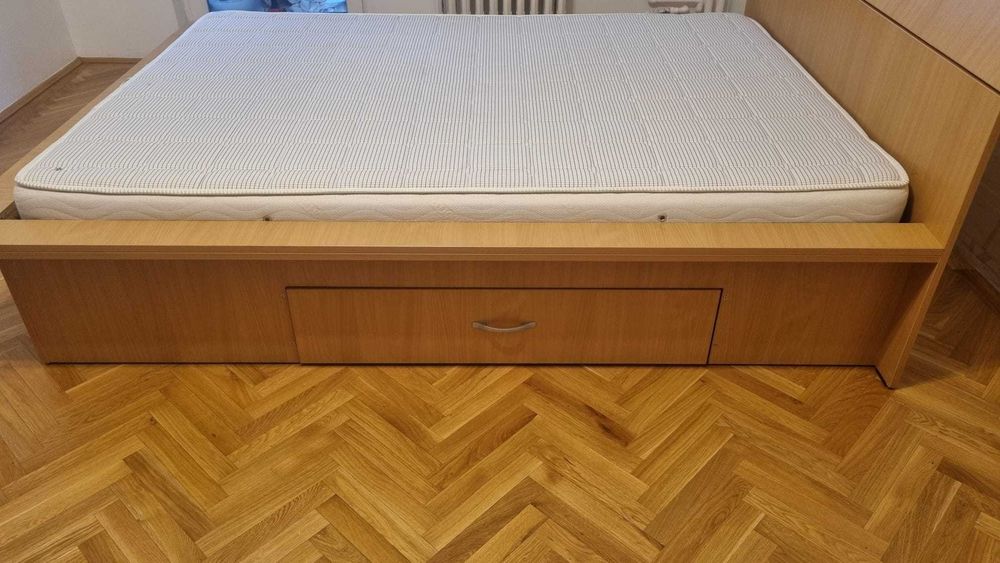 Pat dormitor dimensiune 1400X1900